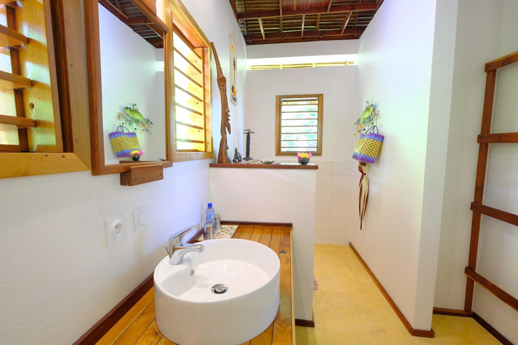 Coco Komba Lodge Nosy Komba ภายนอก รูปภาพ