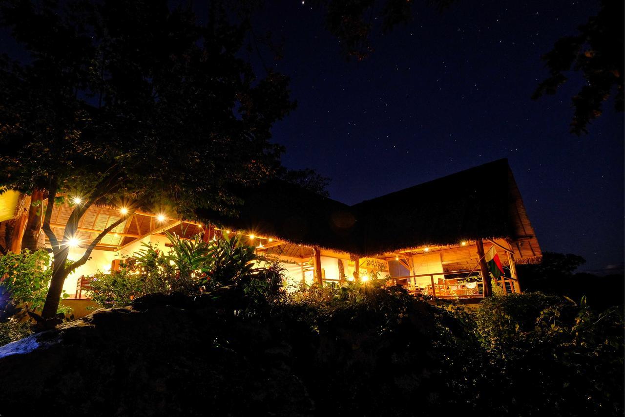 Coco Komba Lodge Nosy Komba ภายนอก รูปภาพ
